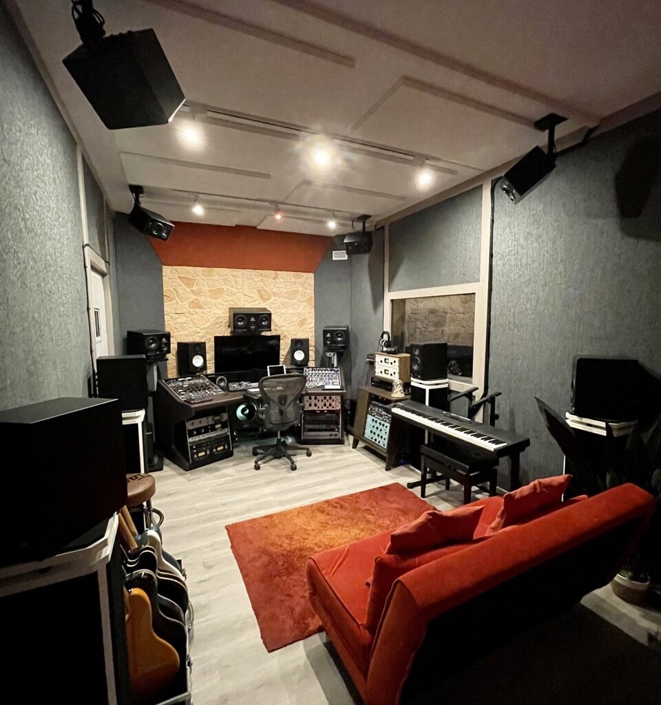 Expertos-en-Sonido-Atmos-Estudio-de Grabación-Oficial-Dolby-Atmos-Mammoth-Sound-Studio